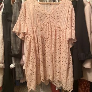 Anthropologie Akemi and Kin dress eyelet. Size 0 petite